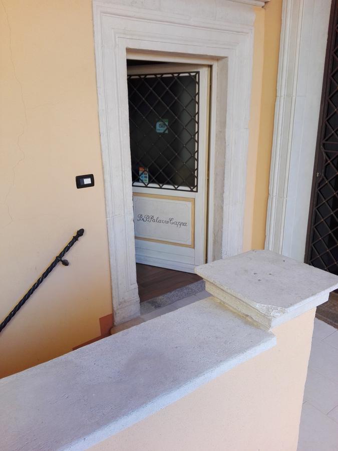 B&B Palazzo Cappa Л'Акуила Экстерьер фото